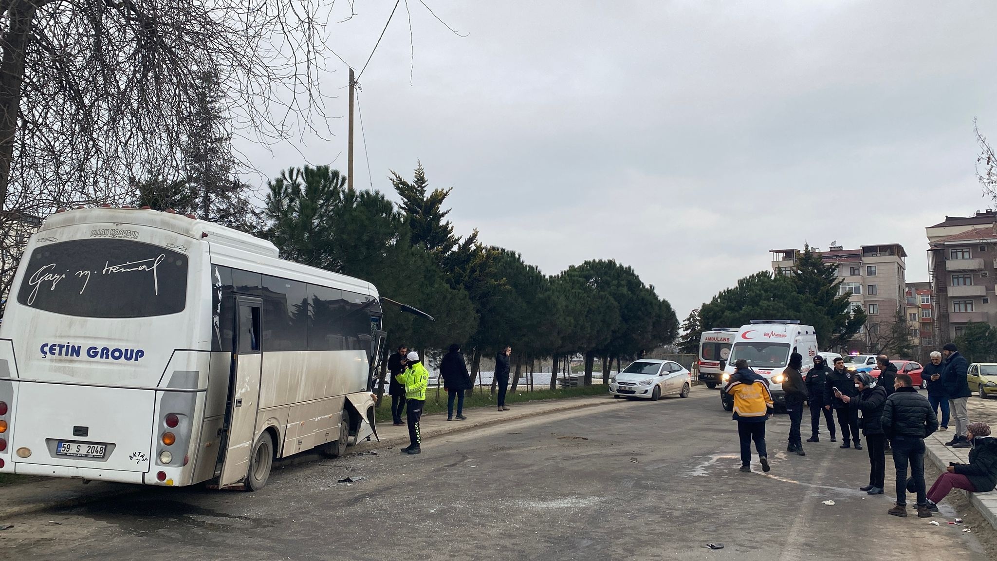 S E R V I S M I D I B U S L E R I K A F A K A F A Y A C A R P I S T I 1125278 333925