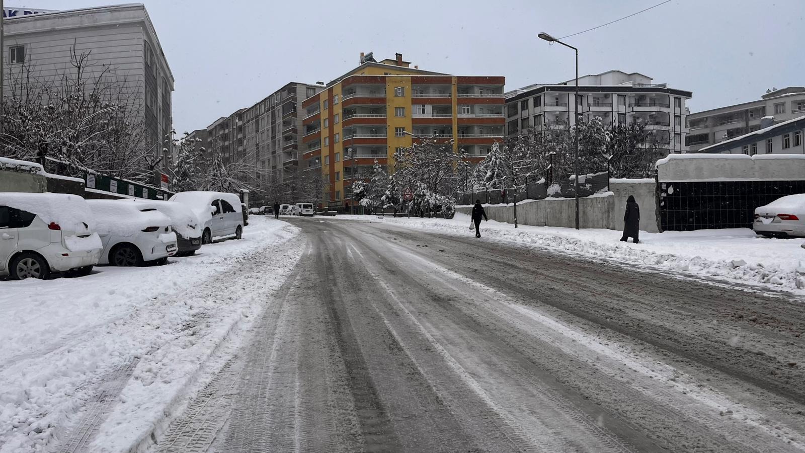 S I I R T’ T E T U M K O Y Y O L L A R I K A R D A N K A P A N D I 1130217 335590