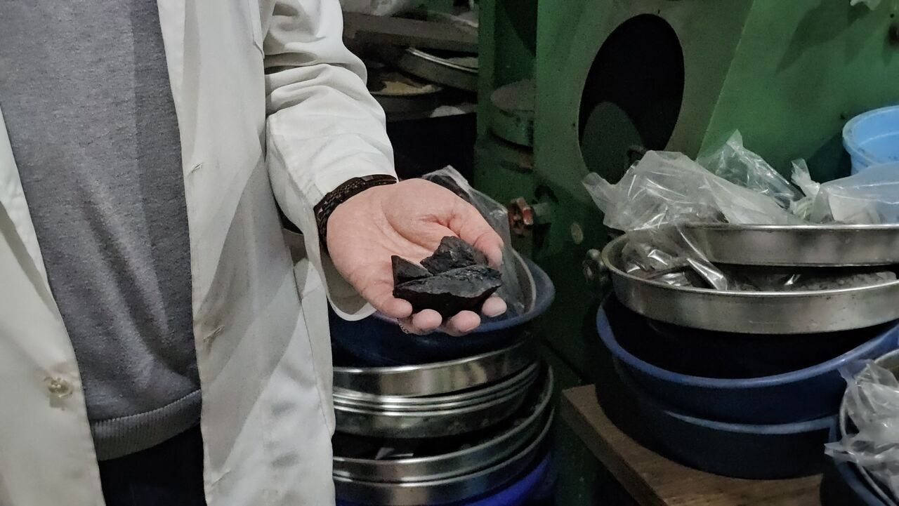 T A S K O M U R U N D E N A D I R T O P R A K E L E M E N T I A R A S 1101592 326992