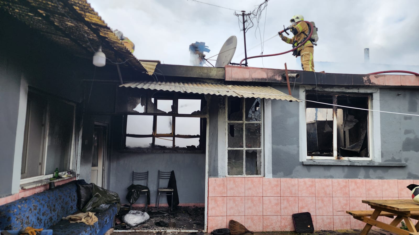 T E K K A T L I E V A L E V L E R E T E S L I M O L D U 1115115 331038