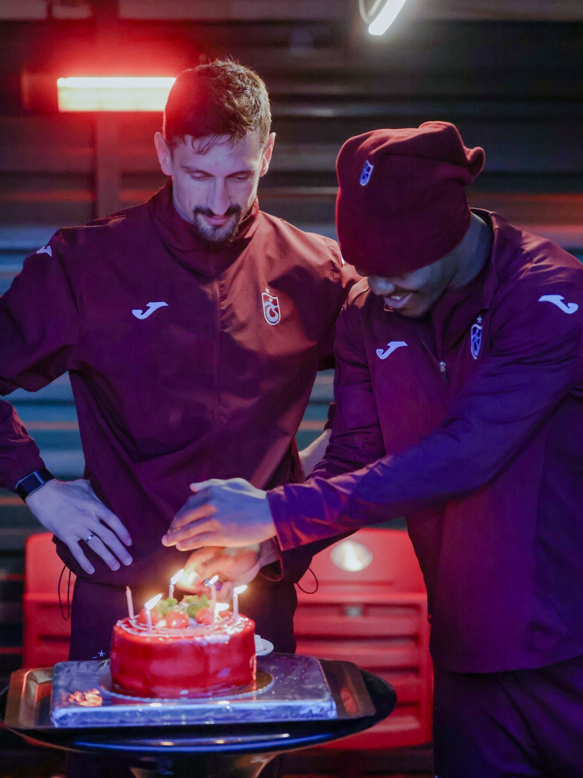 T R A B Z O N S P O R D A Y E N I T R A N S F E R C H I B U I K E N W 1105447 328159