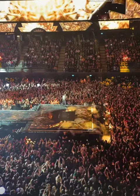 Tarkan Konserinde Kriz Yasayan Pinar Deniz In 19509772 5937 M