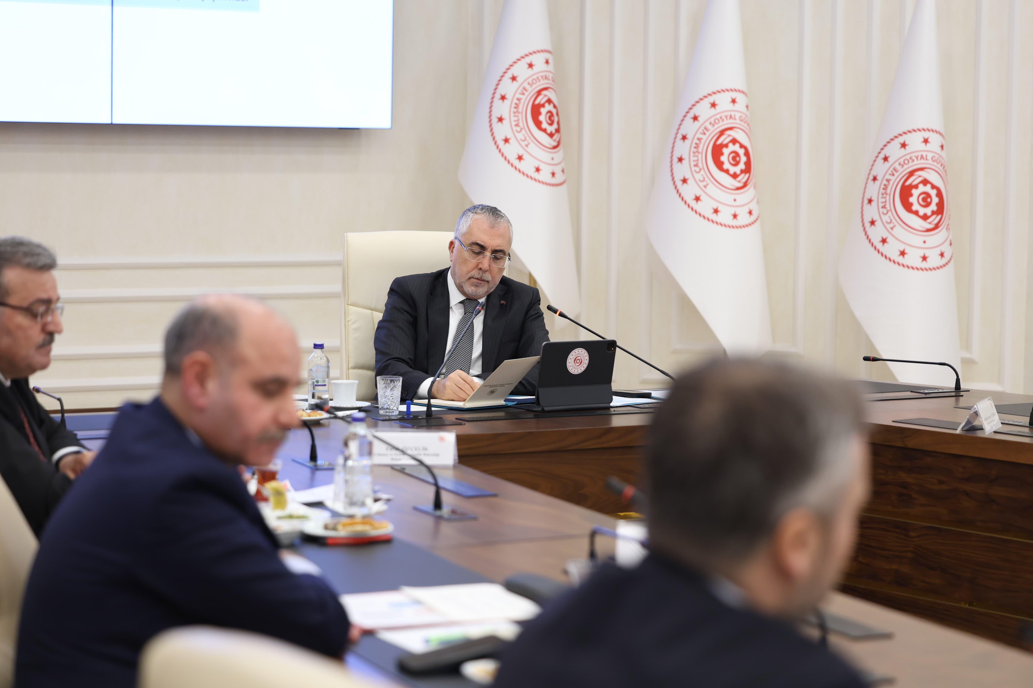 U L U S L A R A R A S I I S G U C U D A N I S M A K U R U L U B A K A 1115517 331156