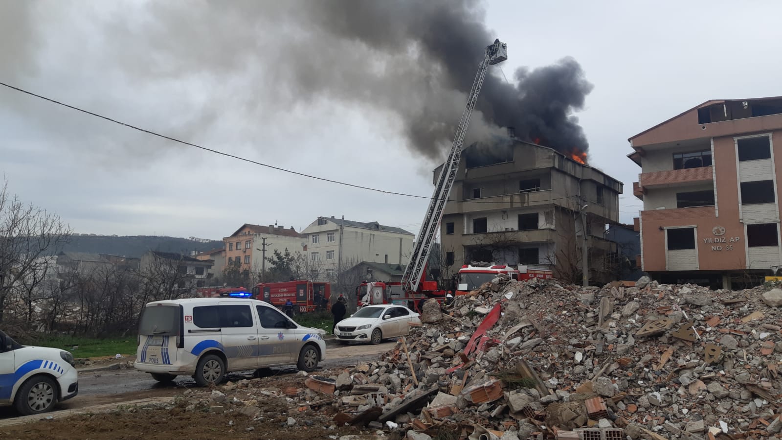 Y I K I M I S L E M L E R I S I R A S I N D A 4 K A T L I B I N A N I 1135524 337099