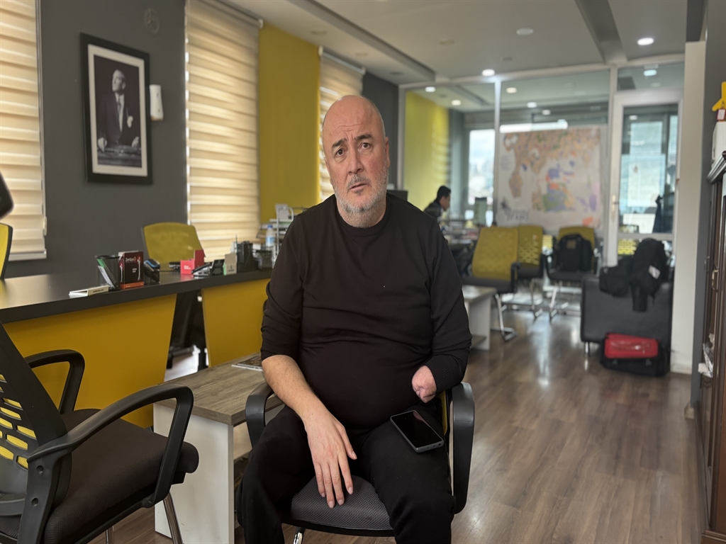 Depremde 2 Çocuğunu Kaybeden Baba, Binlerce Çocuğa Destek Oldu