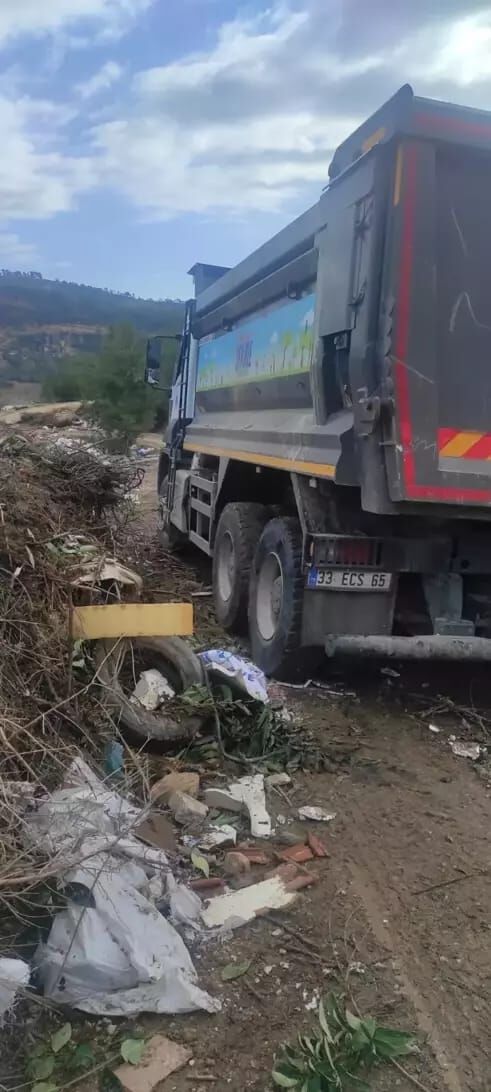 4 M I L Y O N 692 B I N L I R A A T I K C E Z A S I K E S I L E 1185940 352349