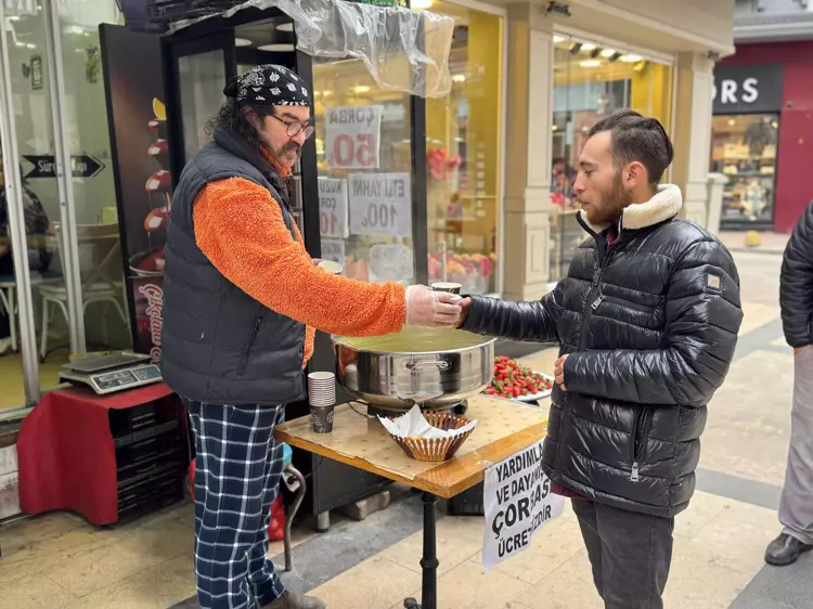 697F04Af6A554F24E687A34E