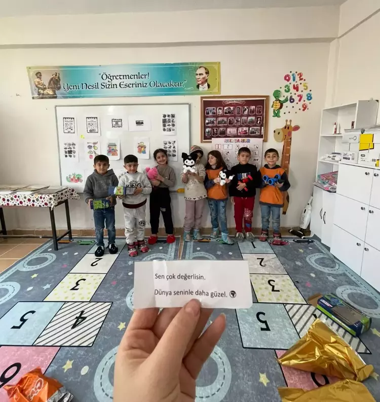 Sosyal Deneyden Köy Okullarındaki Çocuklara Umut