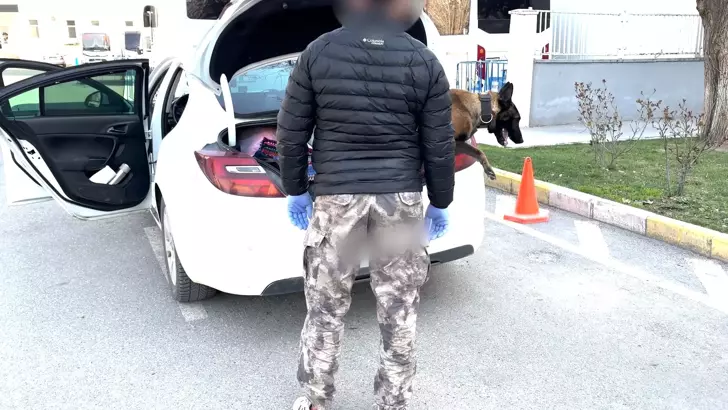 Aracında 50 Kilo Yasaklı Madde Bulunan Şüpheli Batman’da Tutuklandı