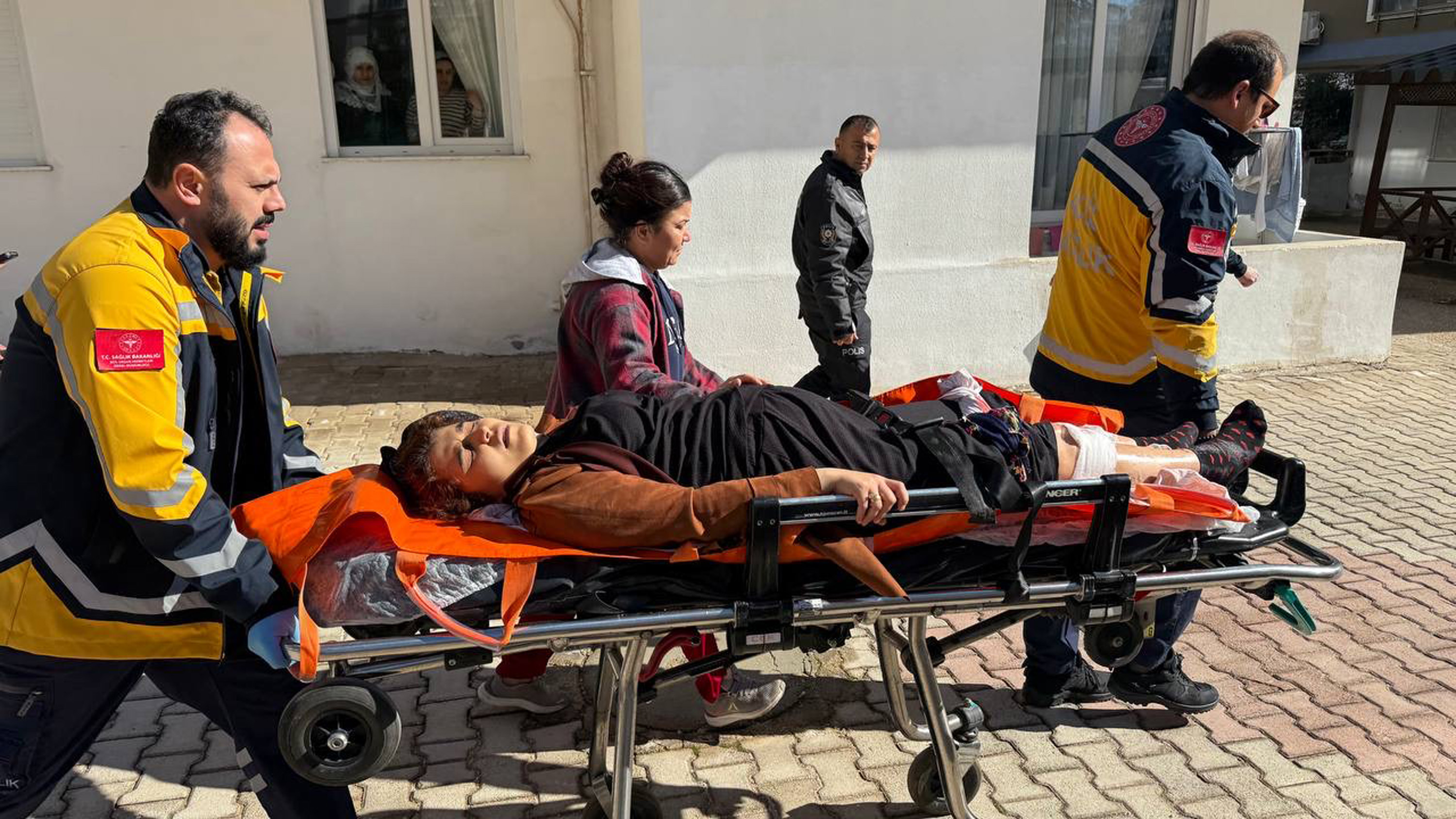 7 A Y L I K H A M I L E E S I N I V U R A N S U P H E L I O R M A N 1150052 341524