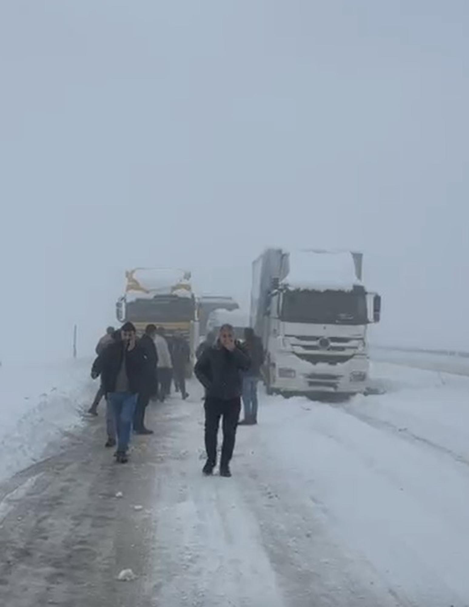 A G R I D O G U B A Y A Z I T K A R A Y O L U N D A K A R V E T I P 1162177 345181