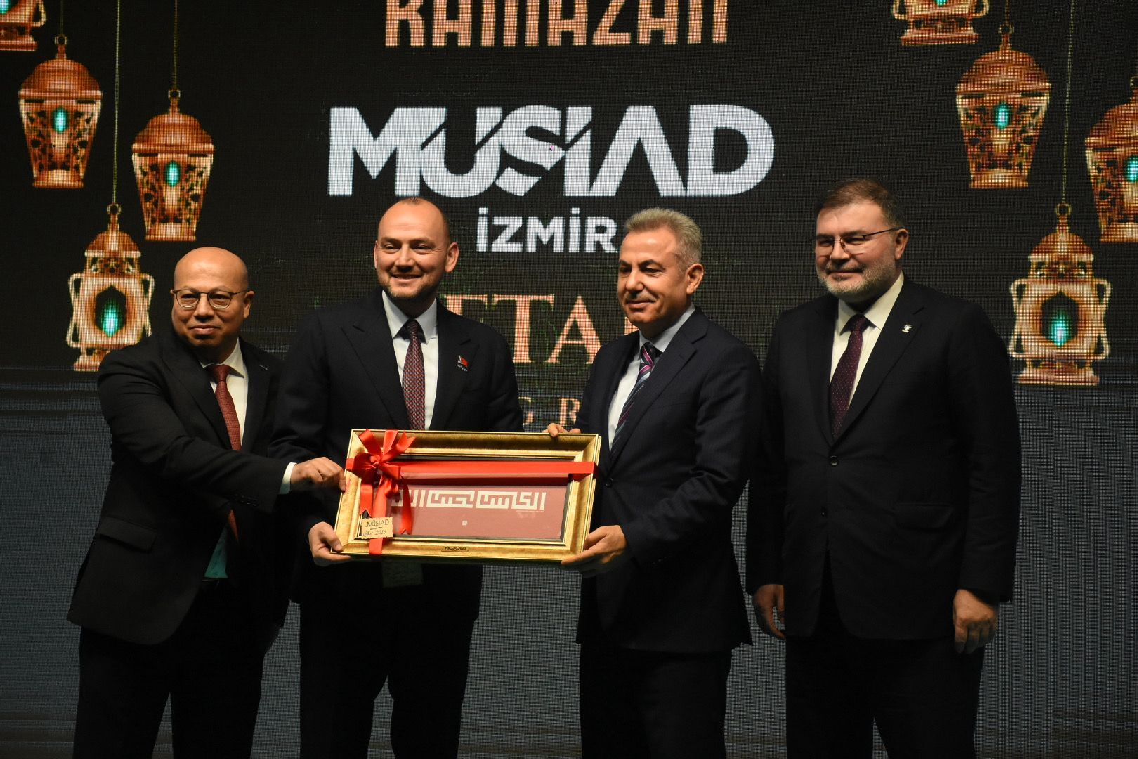 A K P A R T I G E N E L S E K R E T E R I I N A N’ D A N C H P’ Y E 1182832 351343