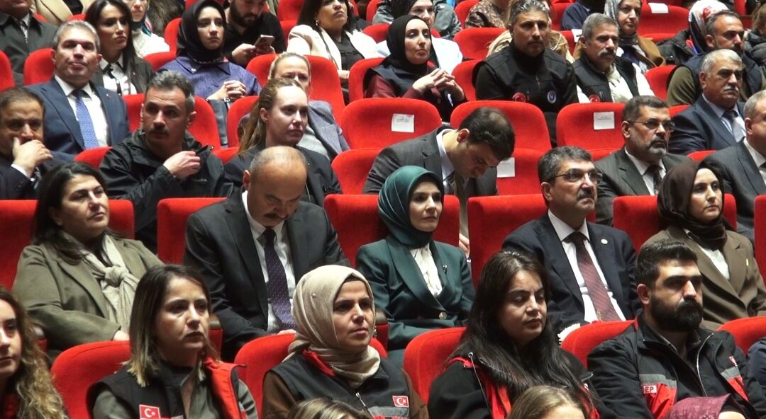 B A K A N G O K T A S B A G I M L I L I K L A M U C A D E L E D E Y E 1186076 352385