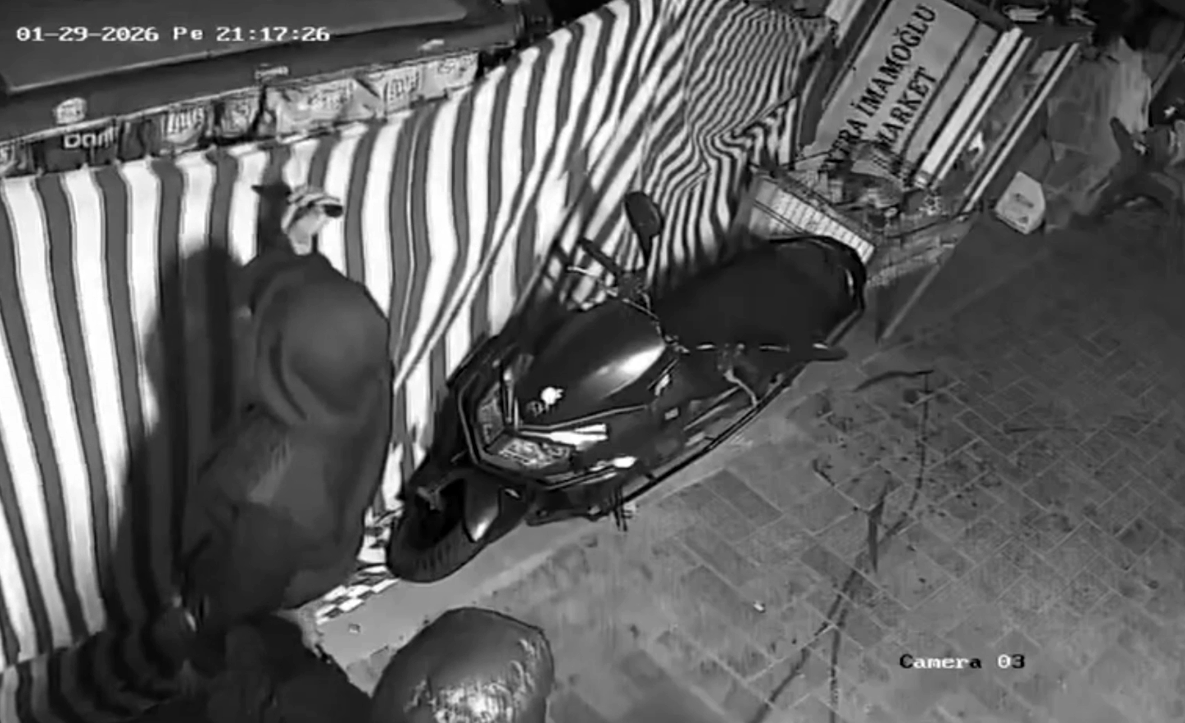 B I S I K L E T L I 3 C O C U K O T O M O B I L L E R I N L A S T I G I 1148735 341149