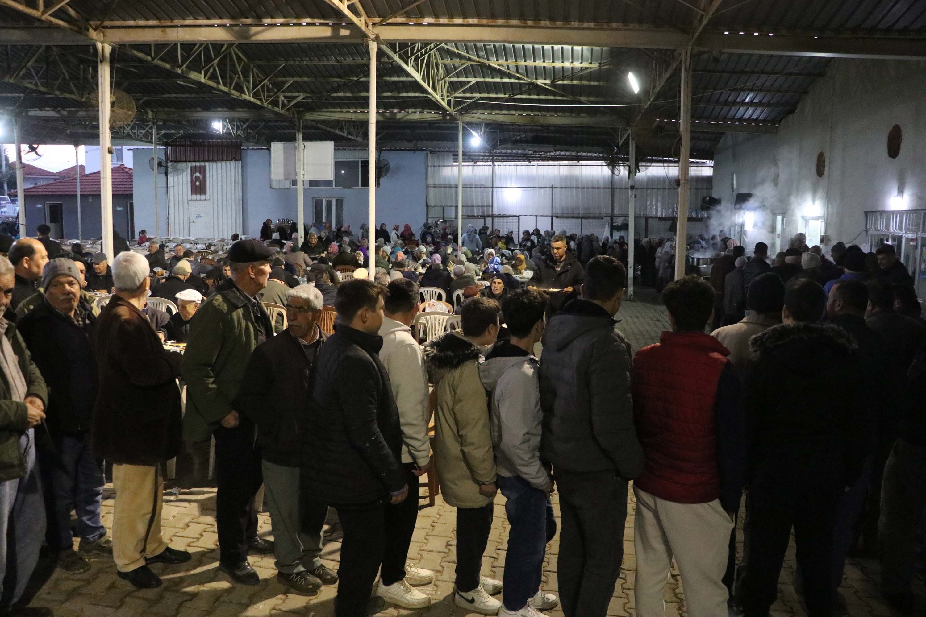 B U M A H A L L E D E R A M A Z A N D A I F T A R Y E M E K L E R I N I 1190043 353617