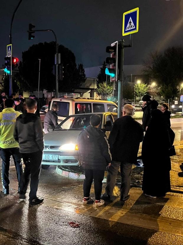 B U R S A D A O T O M O B I L Y A Y A L A R A C A R P T I 1 Y A R 1157991 343830