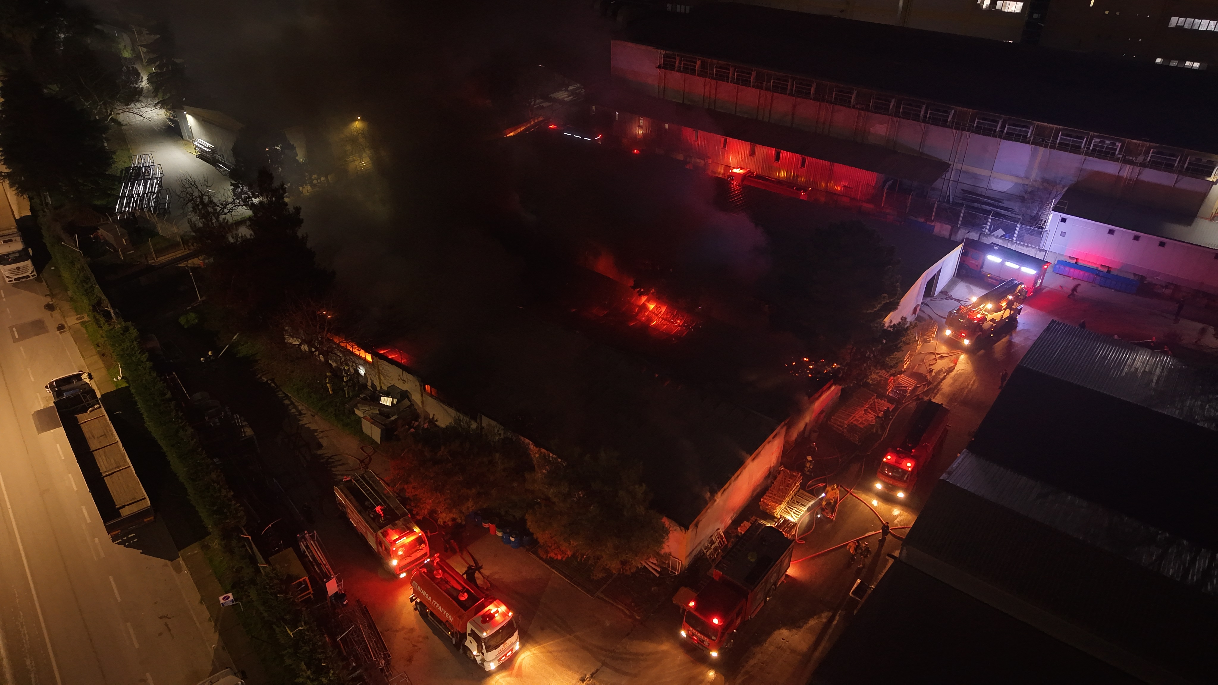 B U R S A D A T E K S T I L F A B R I K A S I N I N D E P O S U N D A 1150864 341779