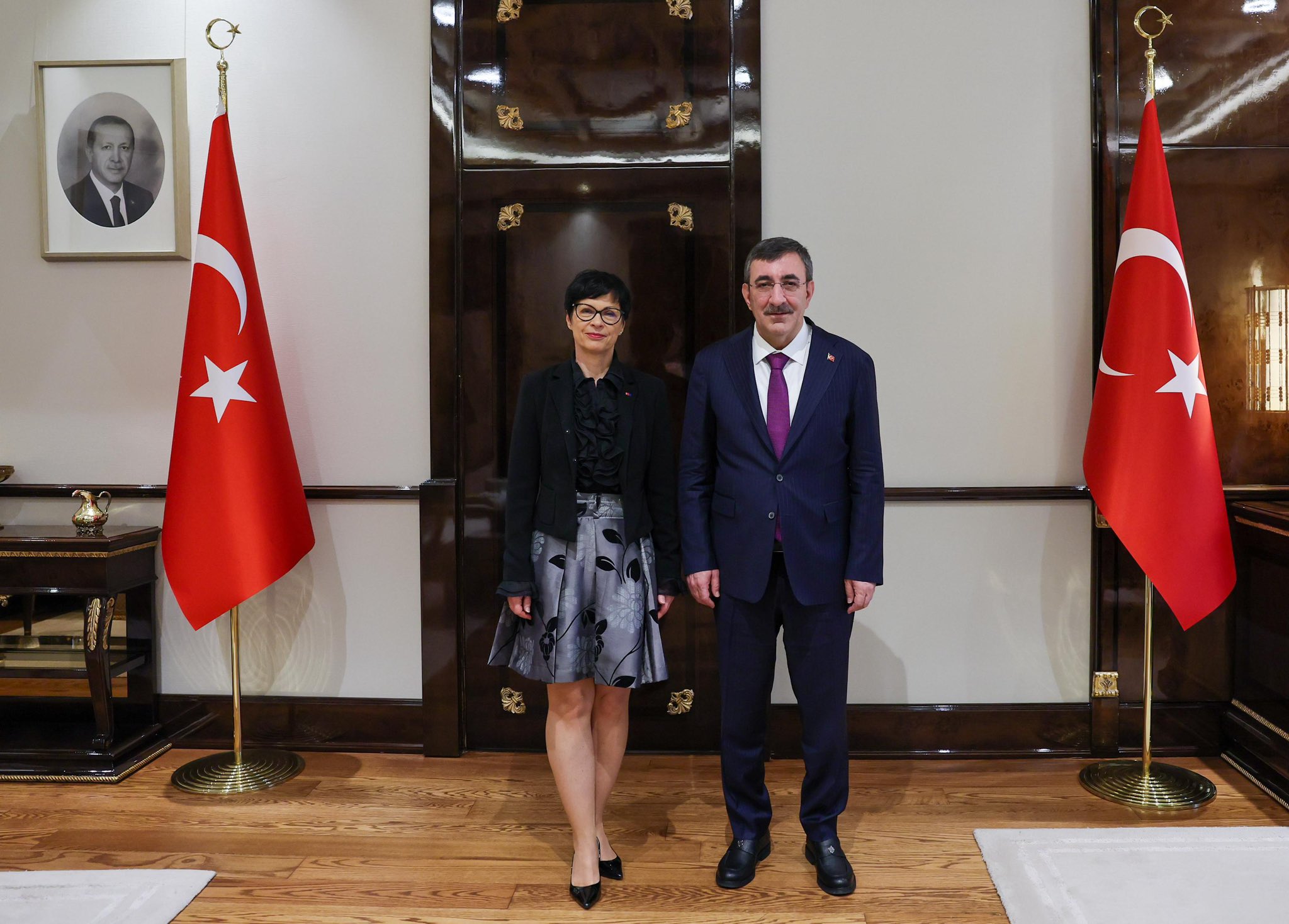 Türkiye-AB Gündemi Masada: Yılmaz, Kos ile Bir Araya Geldi