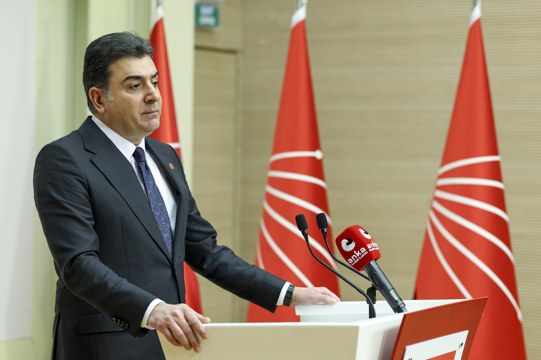 CHP’li Emre, Hasbi Dede’nin Disipline Sevk Edildiğini Açıkladı