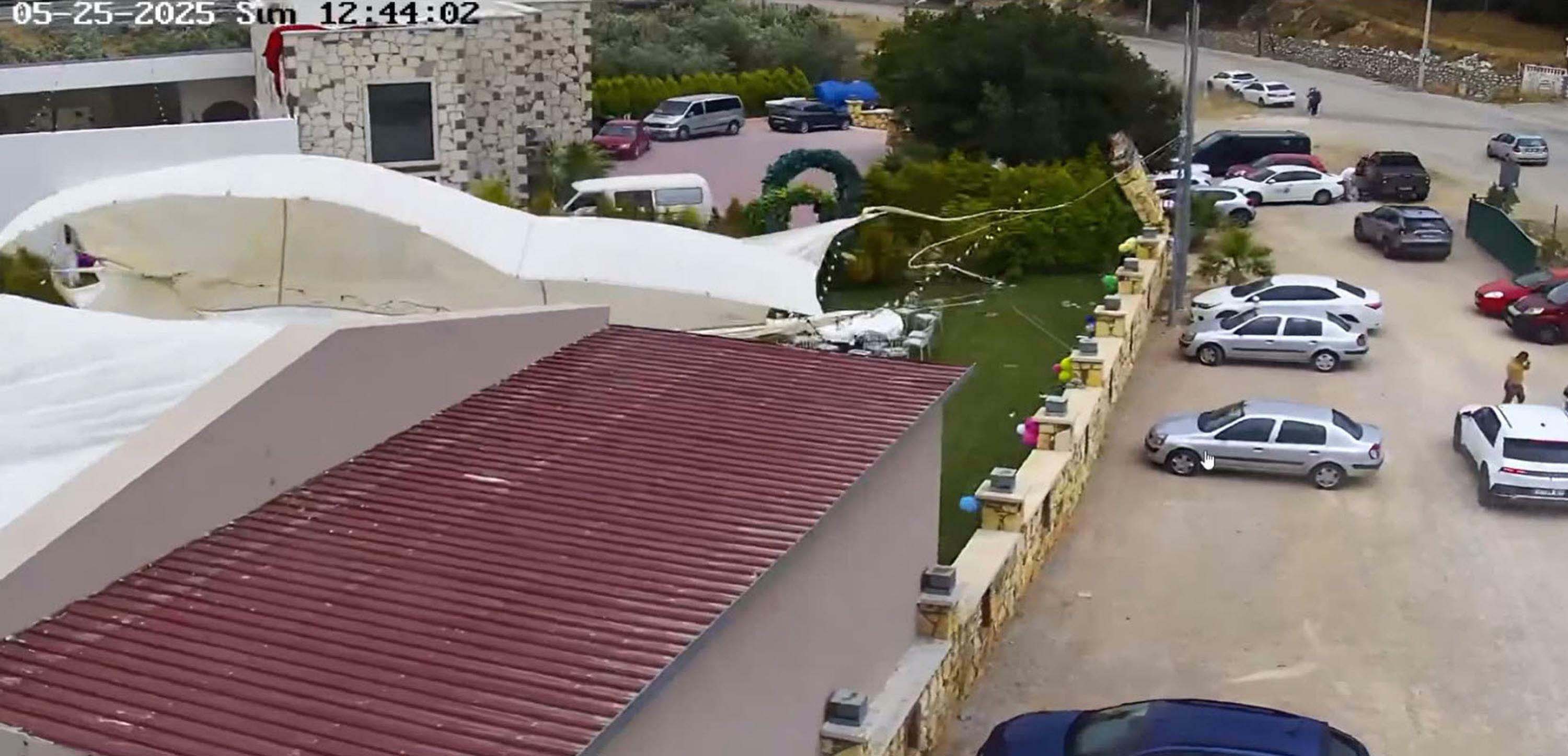 D E K O R A T I F K E M E R I N A L T I N D A K A L A N C I F T I N O 1177066 349645