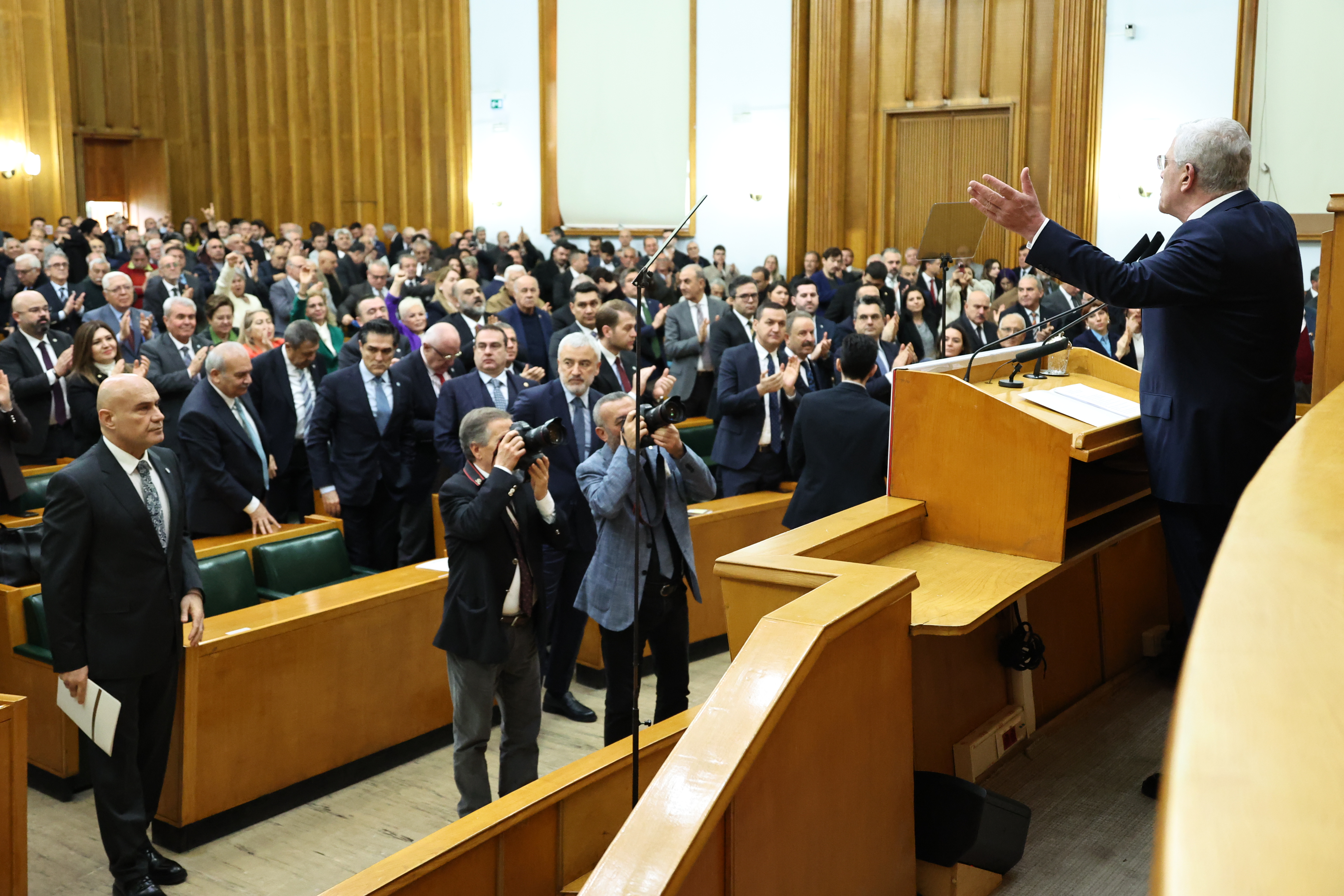 D E R V I S O G L U B E K L E N T I L E R I Y O N E T E M E Y E N L E R 1174774 3488012