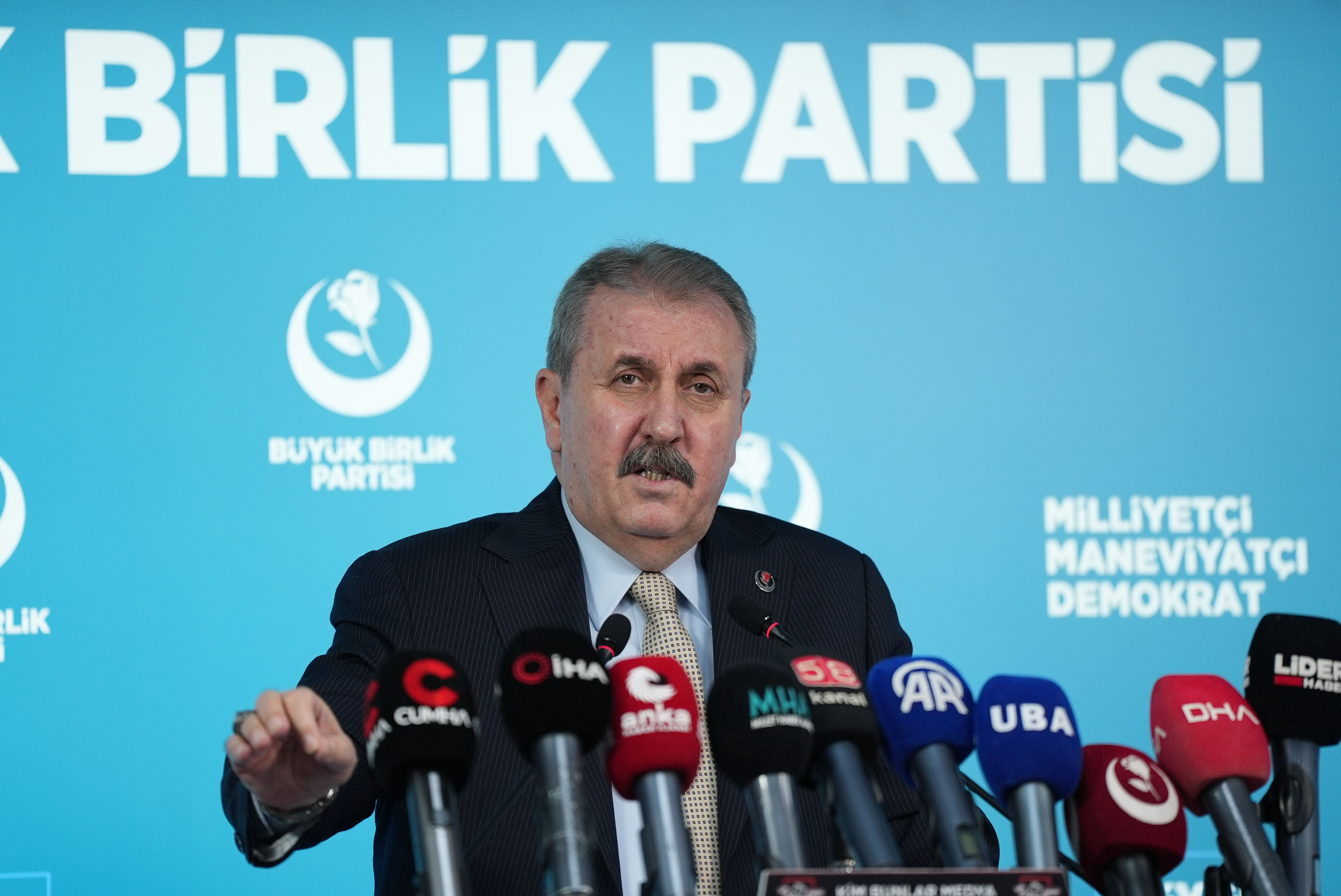 Destici: Ülkede Savaş Yok, Sadece Terör Faaliyetleri Var