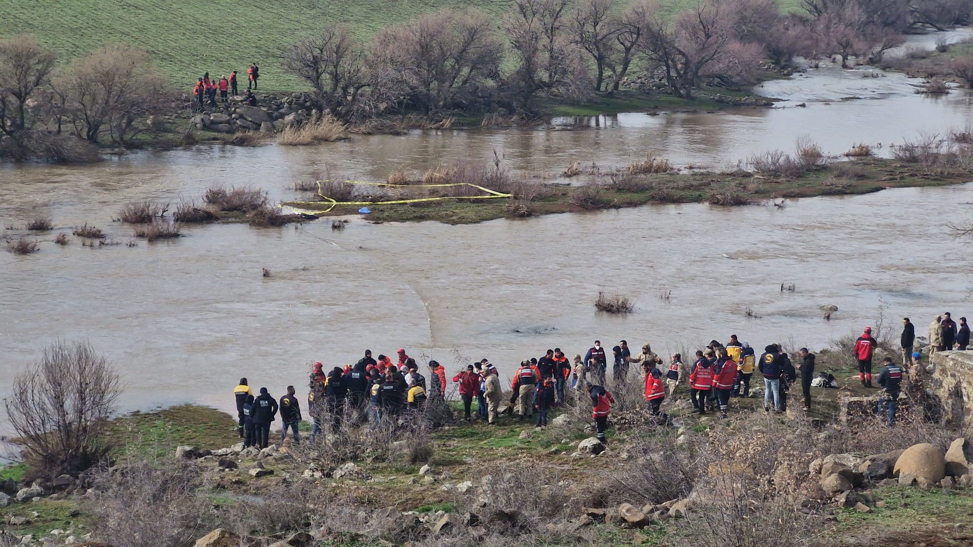 D I Y A R B A K I R’ D A 13 G U N S O N R A D E R E Y A T A G I N D 1149652 341409