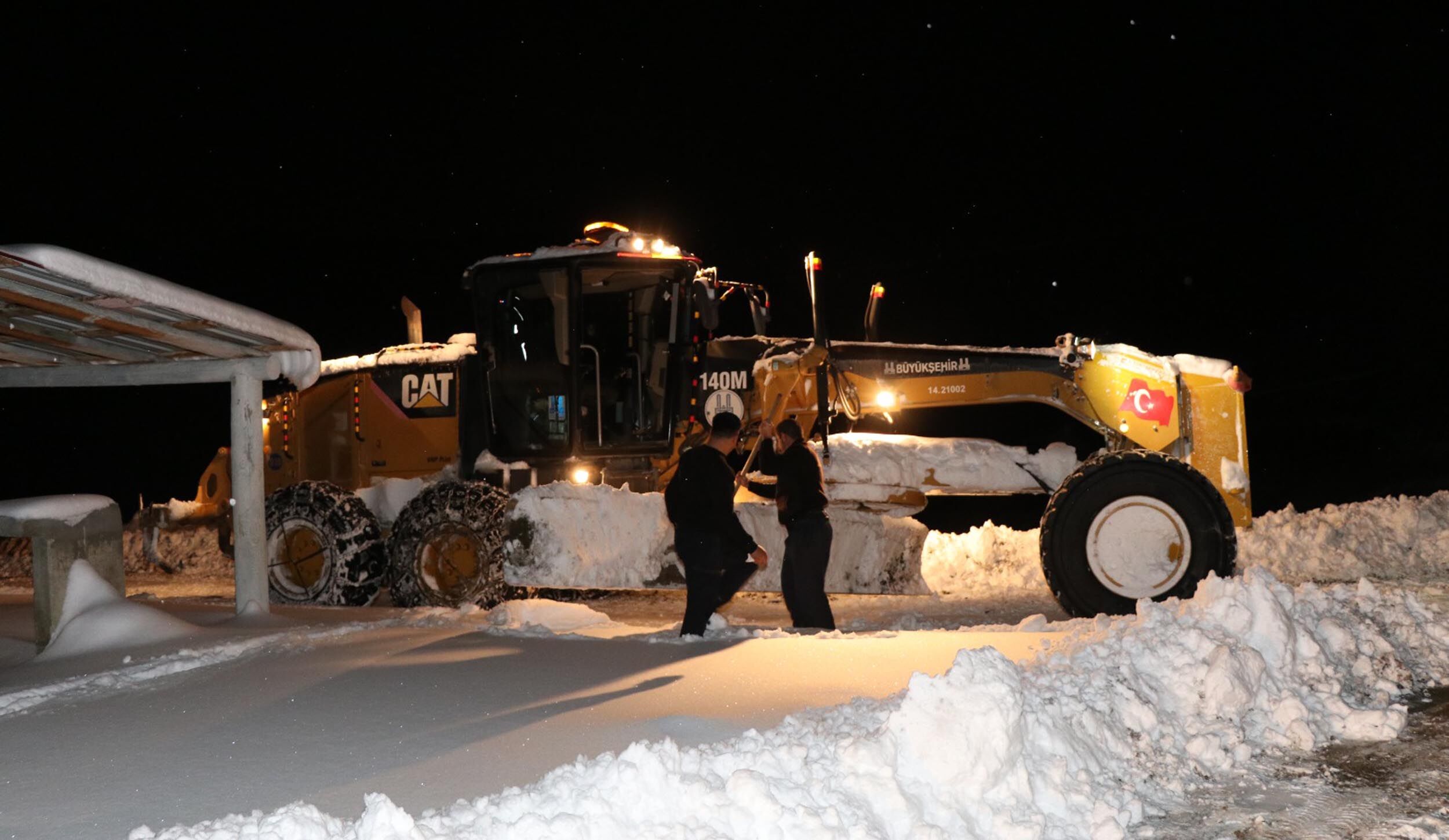 E K I P L E R Y O L U K A R D A N K A P A L I M A H A L L E D E K I 1189995 353596