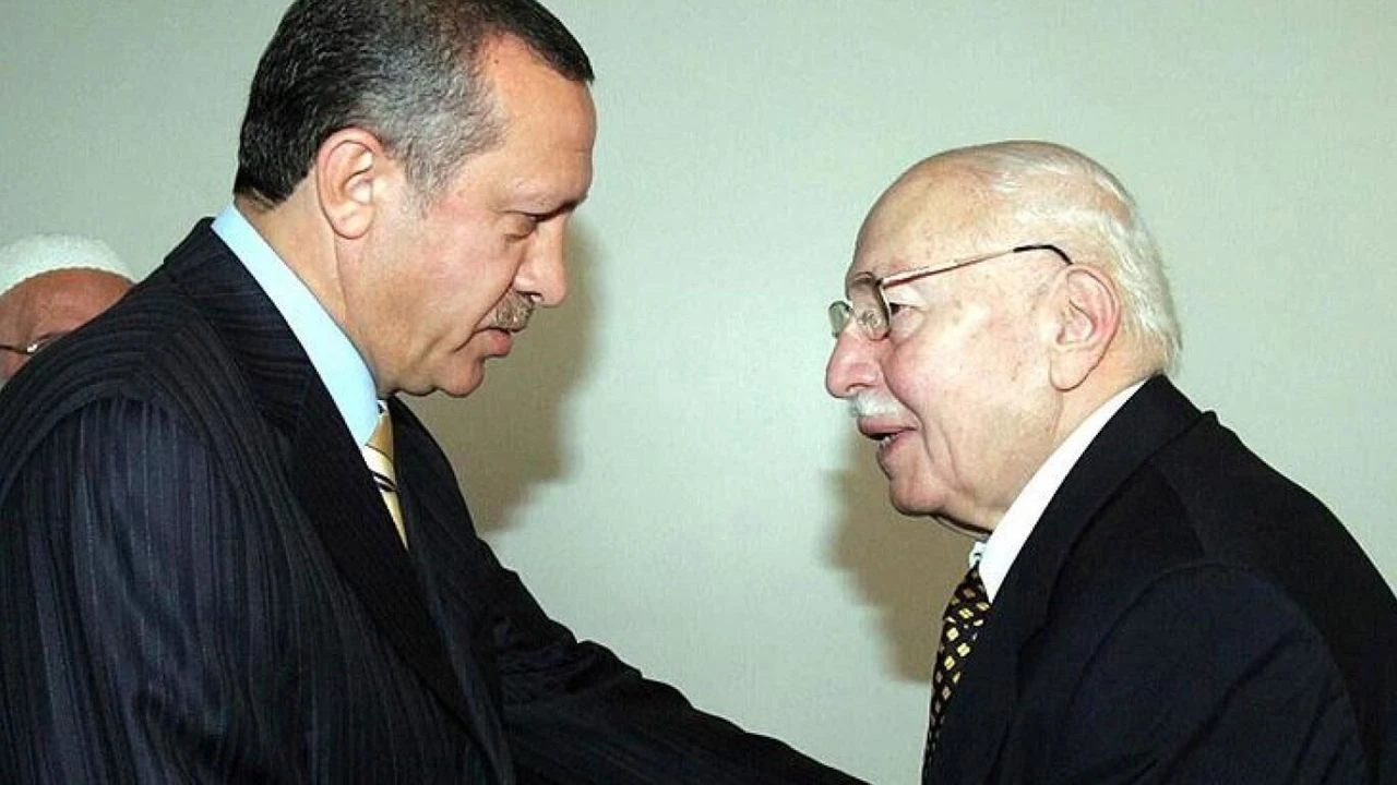 Cumhurbaşkanı Erdoğan, Erbakan’ı Rahmetle Andı