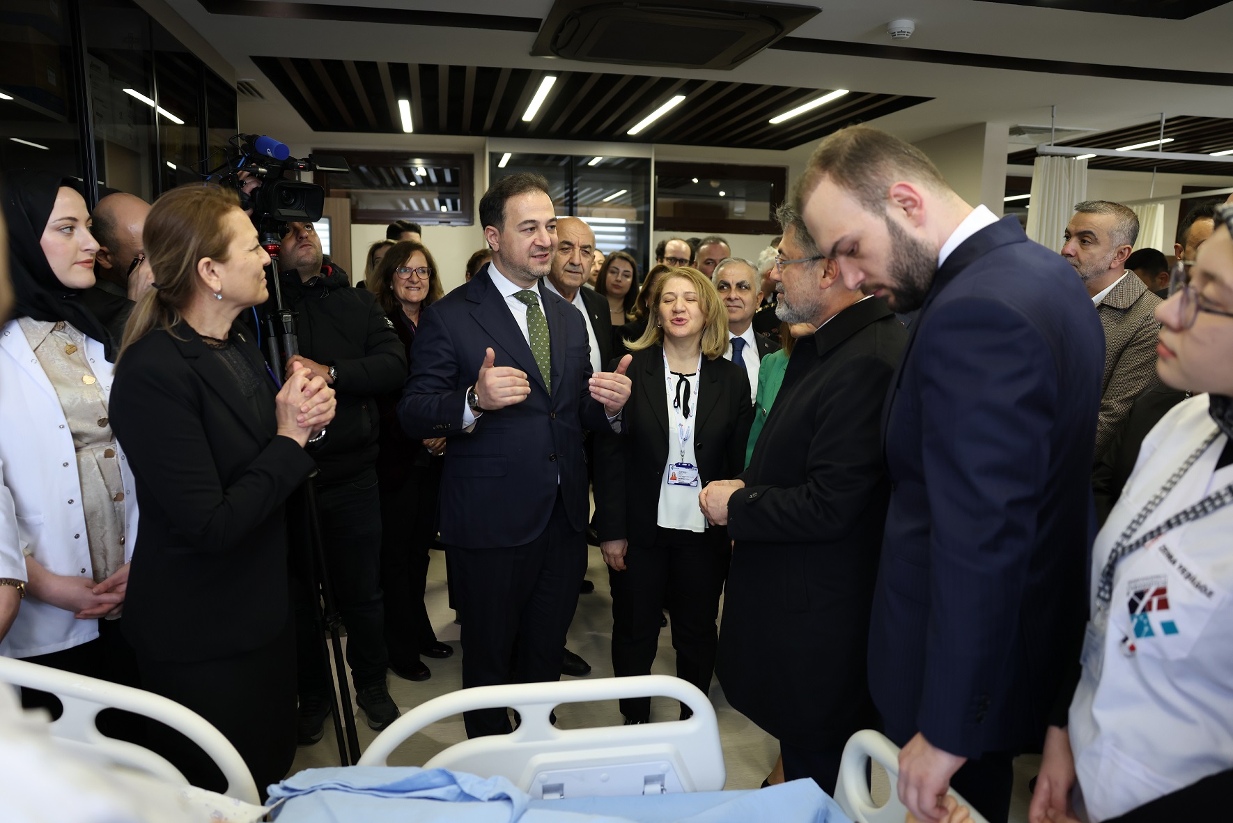 H A S A N K A L Y O N C U U N I V E R S I T E S I’ N D E H E M S I R E L 1161481 344966