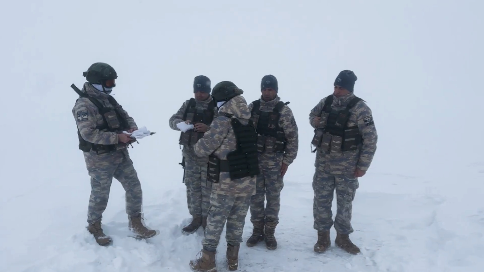 Hayırseverin Ördüğü 195 Boyunluk Mehmetçik’e Teslim Edildi