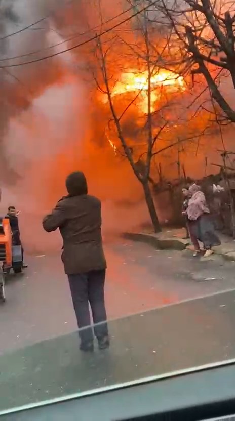 I S T A N B U L A V C I L A R D A G E C E K O N D U D A C I K A N 1147101 340633