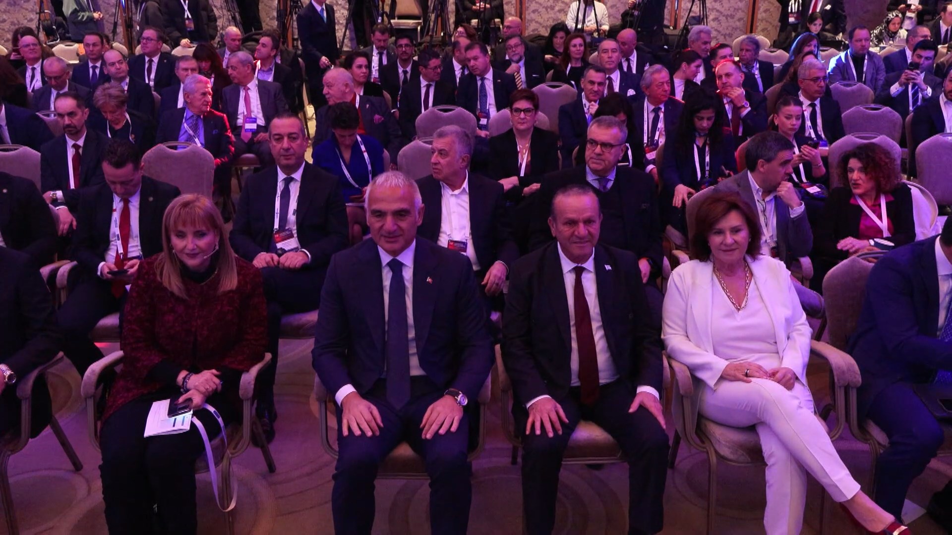 I S T A N B U L B A K A N E R S O Y H A Y D A R P A S A V E S I R 1160258 344550