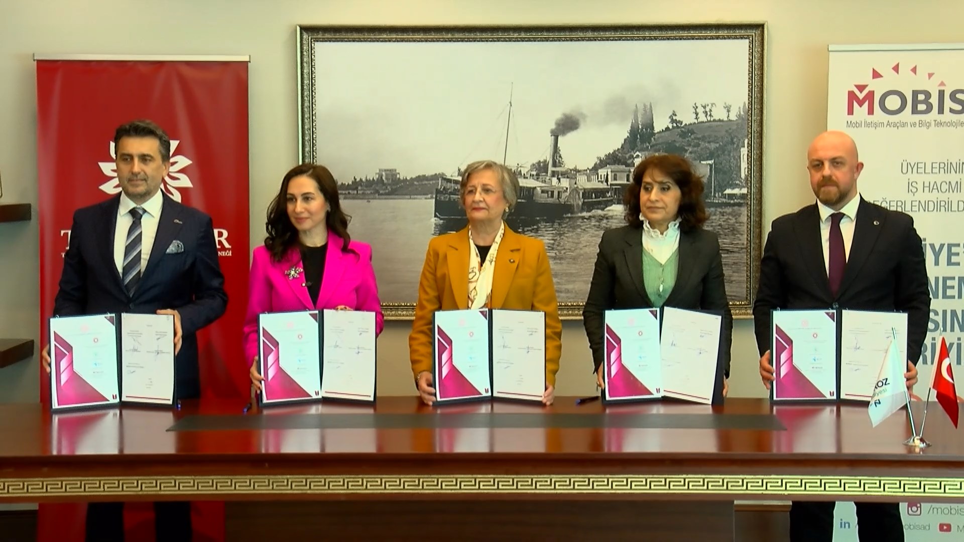 I S T A N B U L B E Y K O Z D A E G I T I M V E I S T I H D A M 1182554 351252