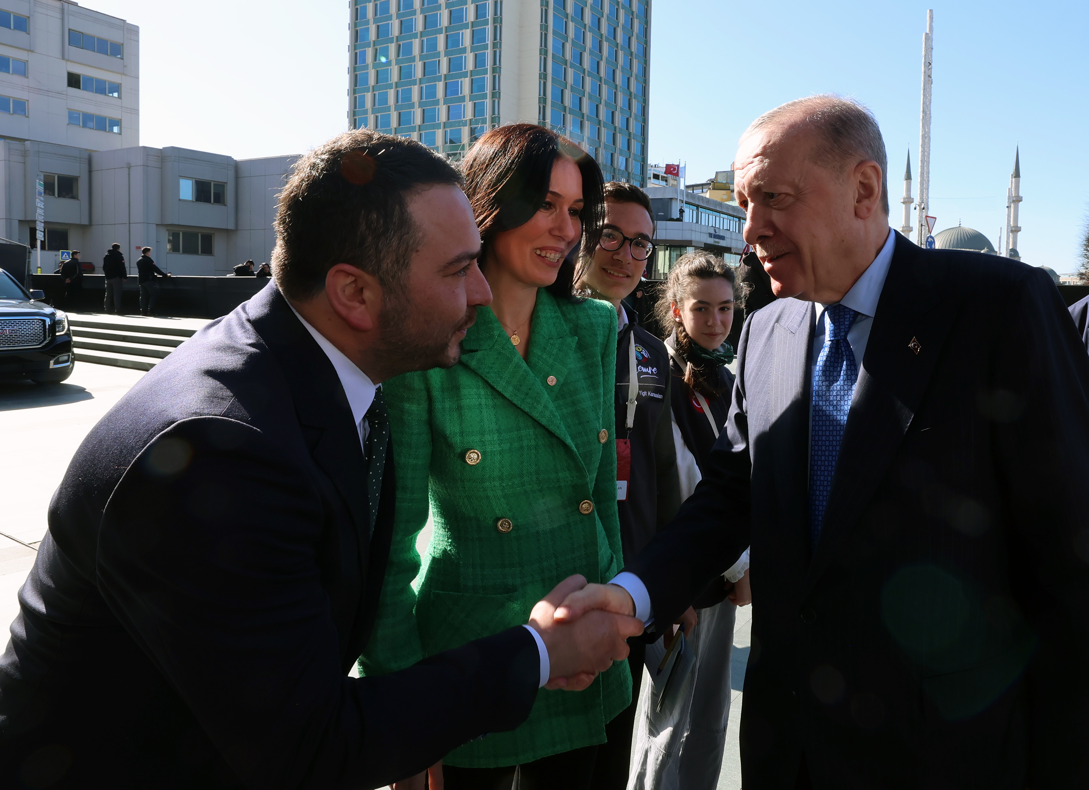 Cumhurbaşkanı Erdoğan: Sizlere bakınca yüksek bir sorumluluk bilinci görüyorum