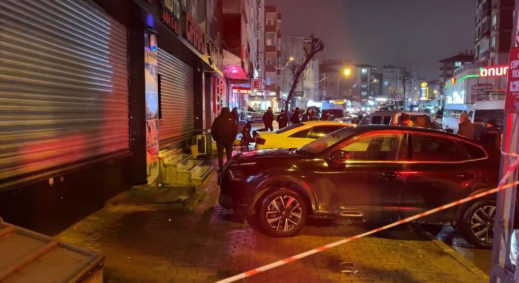 I S T A N B U L E S E N L E R’ D E Y A N A N I S Y E R I N D E B 1147144 340621