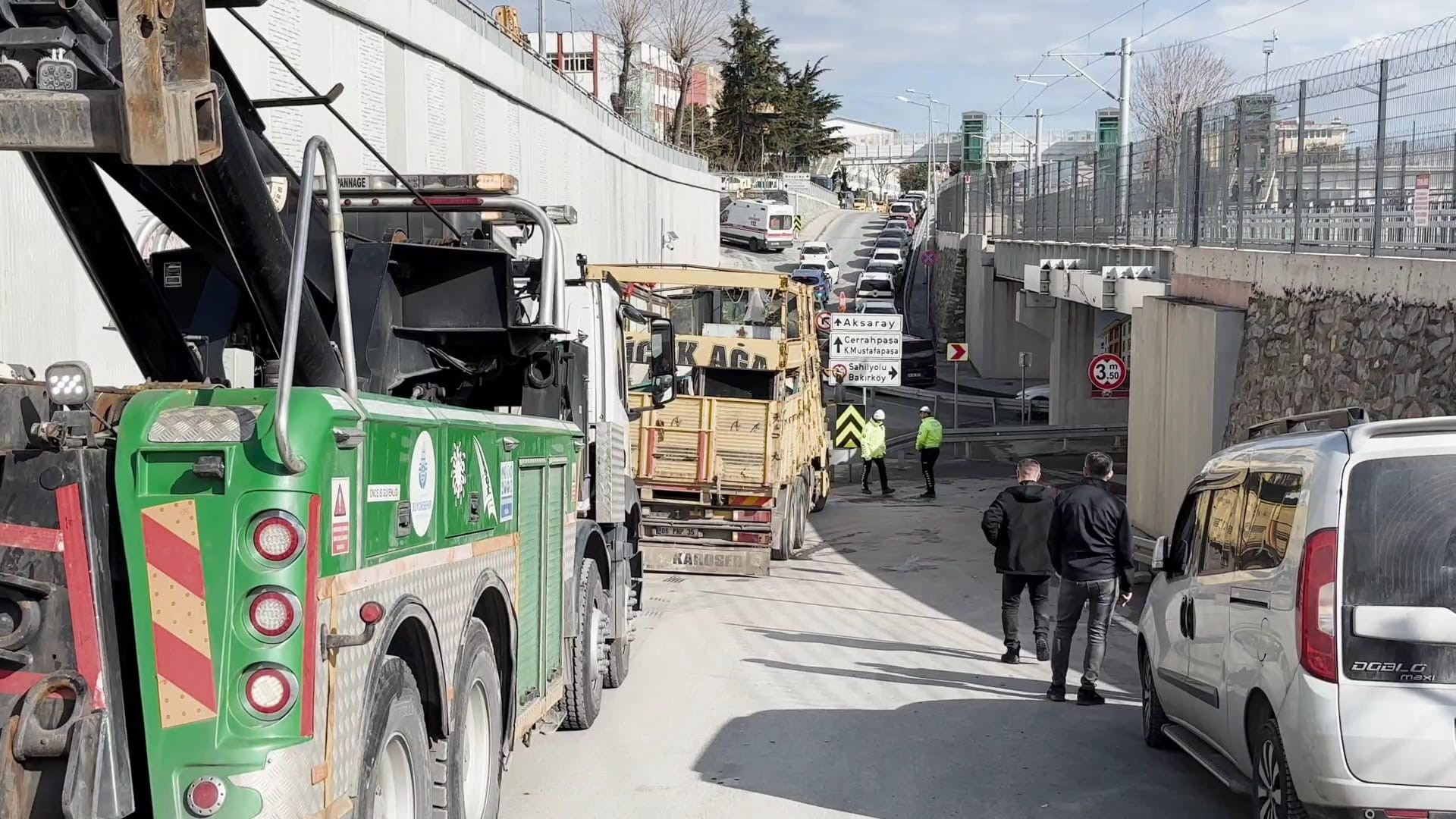 I S T A N B U L F A T I H T E T I R T R E N H A T T I N I N B U 1154222 342717