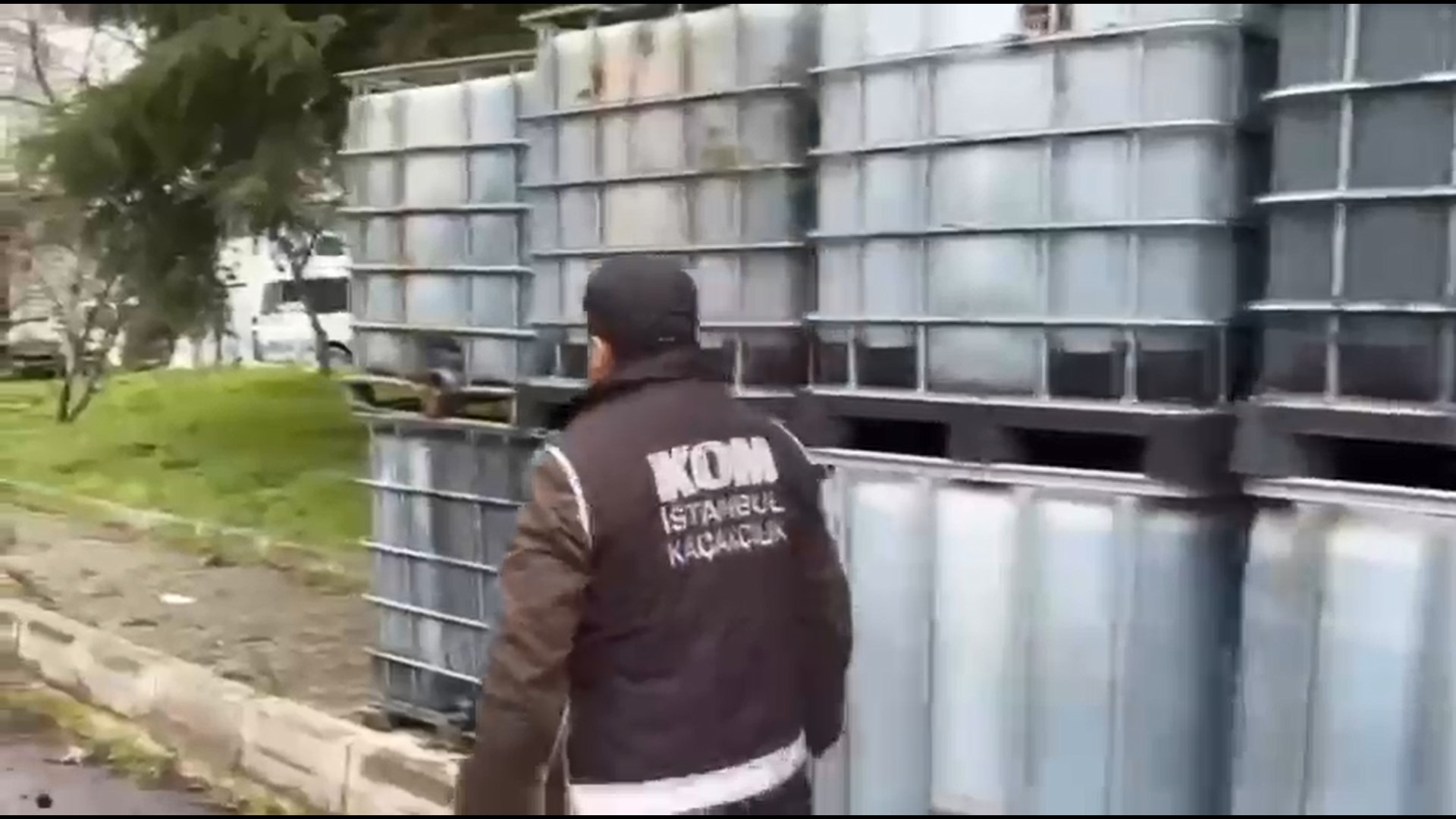 I S T A N B U L I S T A N B U L D A Y A P I L A N O P E R A S Y O N L 1149298 341301