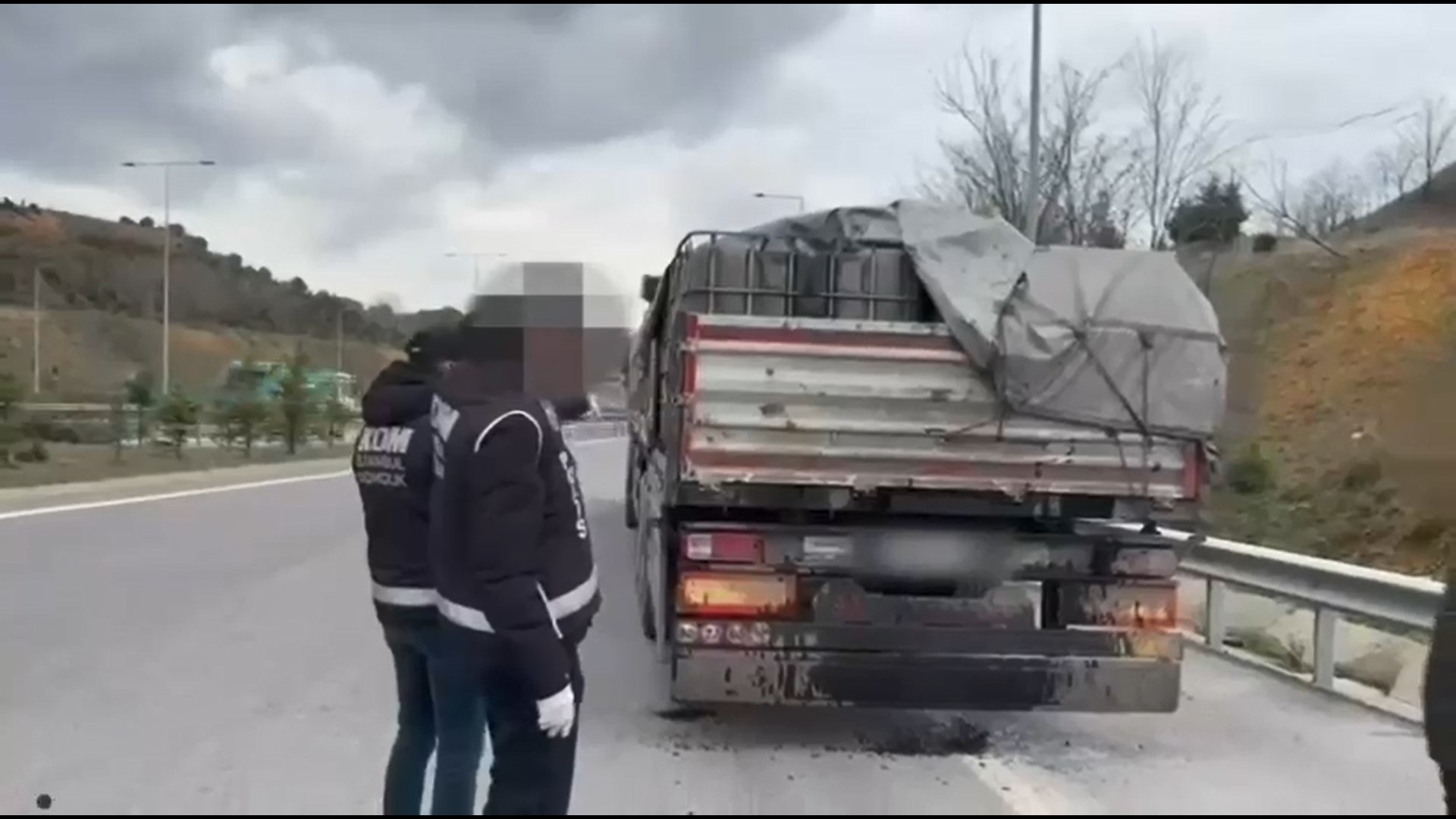 I S T A N B U L I S T A N B U L D A Y A P I L A N O P E R A S Y O N L 1149301 341301