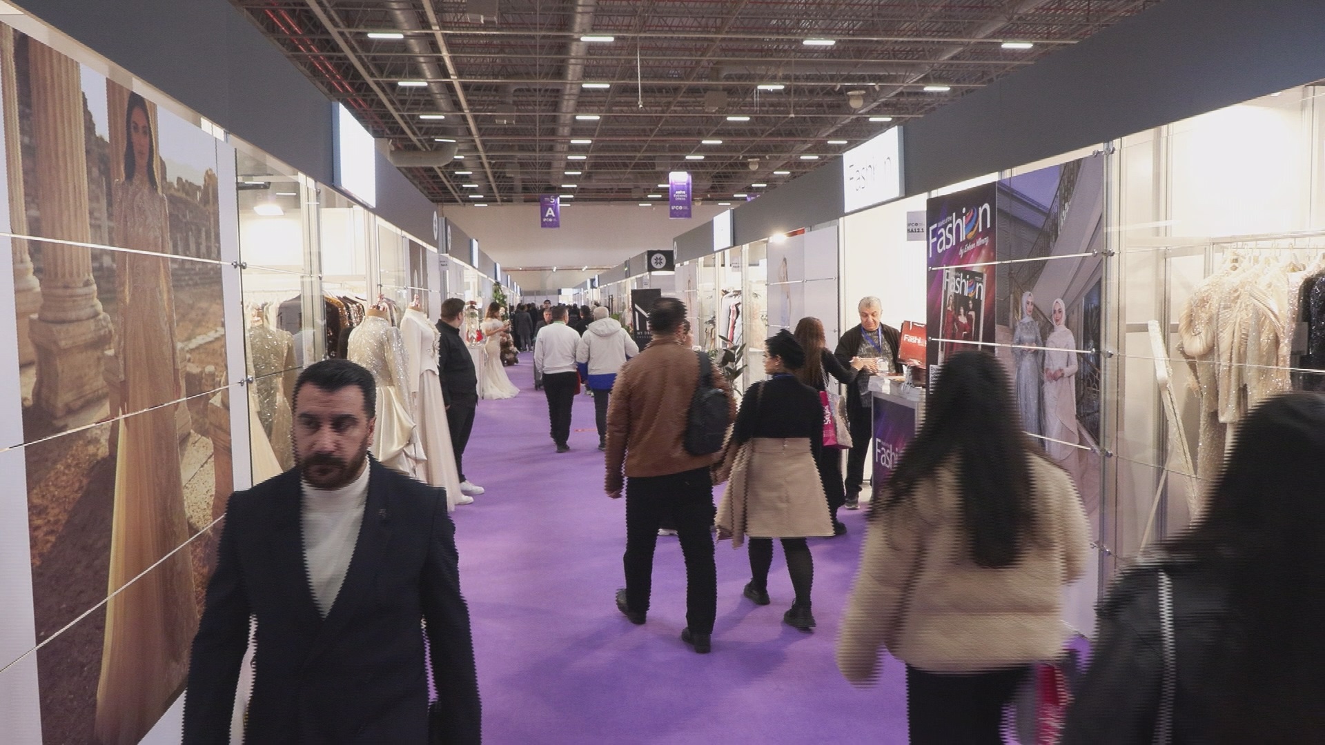 I S T A N B U L I S T A N B U L H A Z I R G I Y I M V E M O D A F 1150106 341533