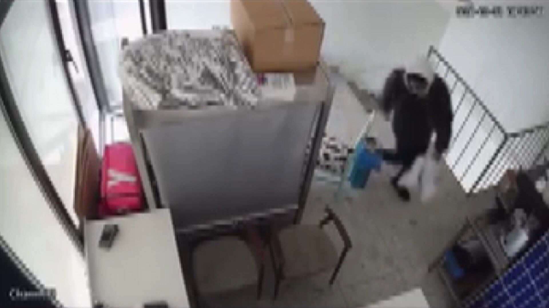 I S T A N B U L K A D I K O Y’ D E I S Y E R I N D E N L A P T O P 1189893 353541