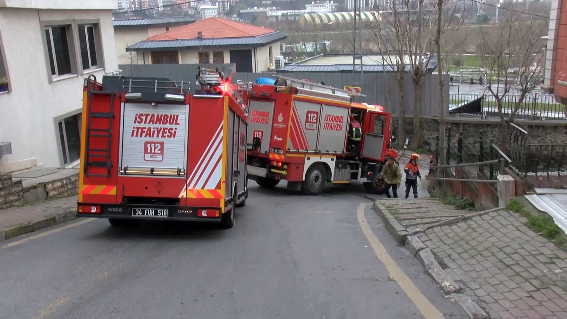 I S T A N B U L K A G I T H A N E’ D E V I R A J I A L A M A Y A N 1162064 345137