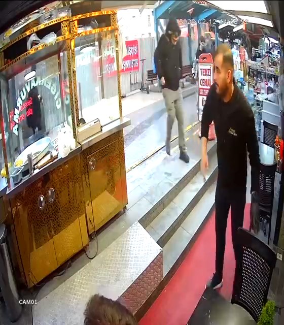 I S T A N B U L K U C U K C E K M E C E D E K O N T R O L L U Y I K 1164785 345922