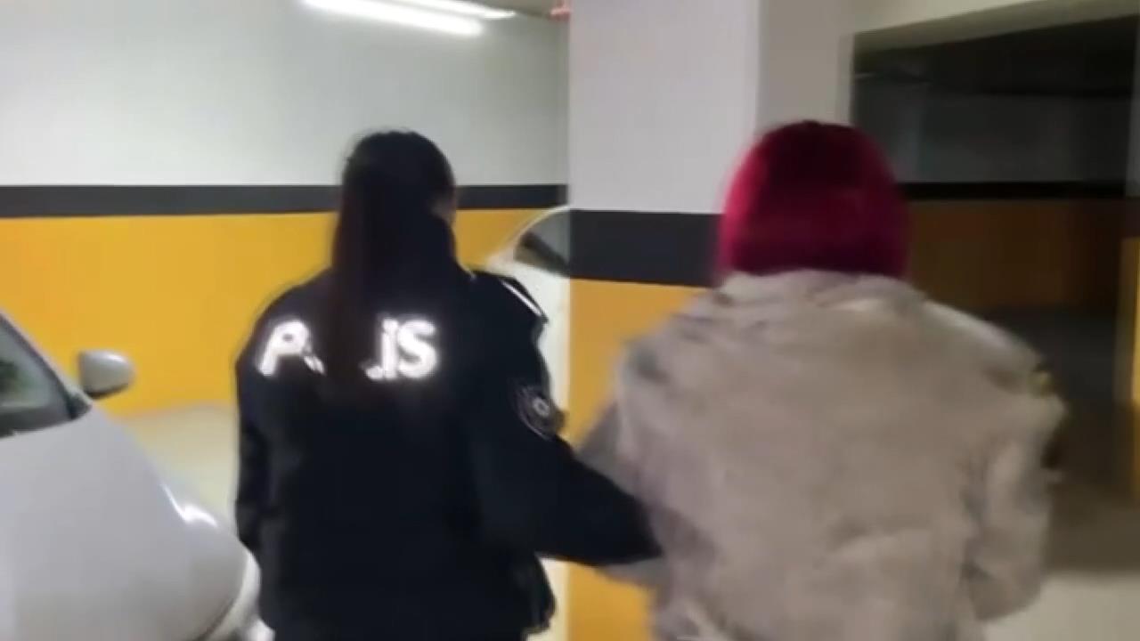 I S T A N B U L O N L Y F A N S P L A T F O R M U N D A M U S T E 1165288 346103