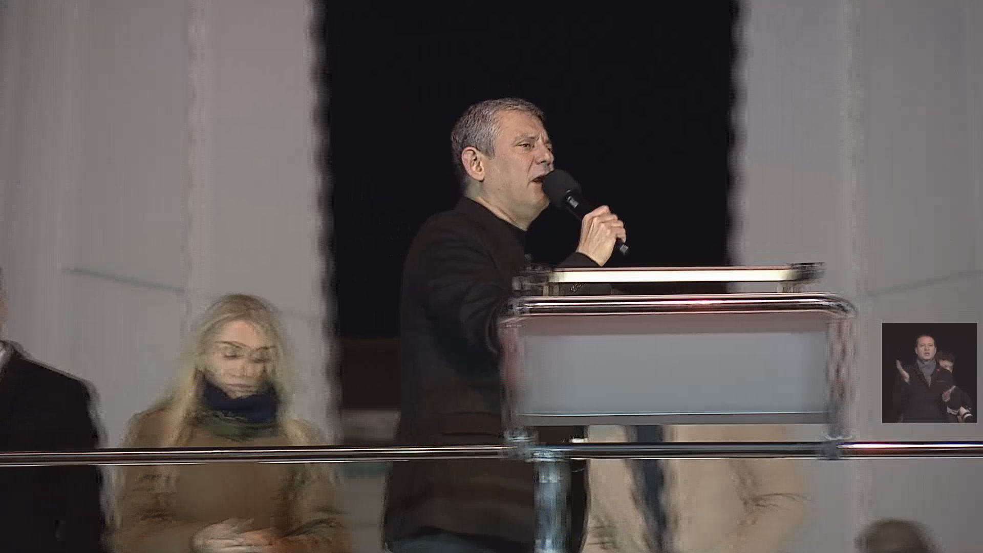 I S T A N B U L O Z G U R O Z E L B A K I R K O Y D E K O N U S T 1186199 352426