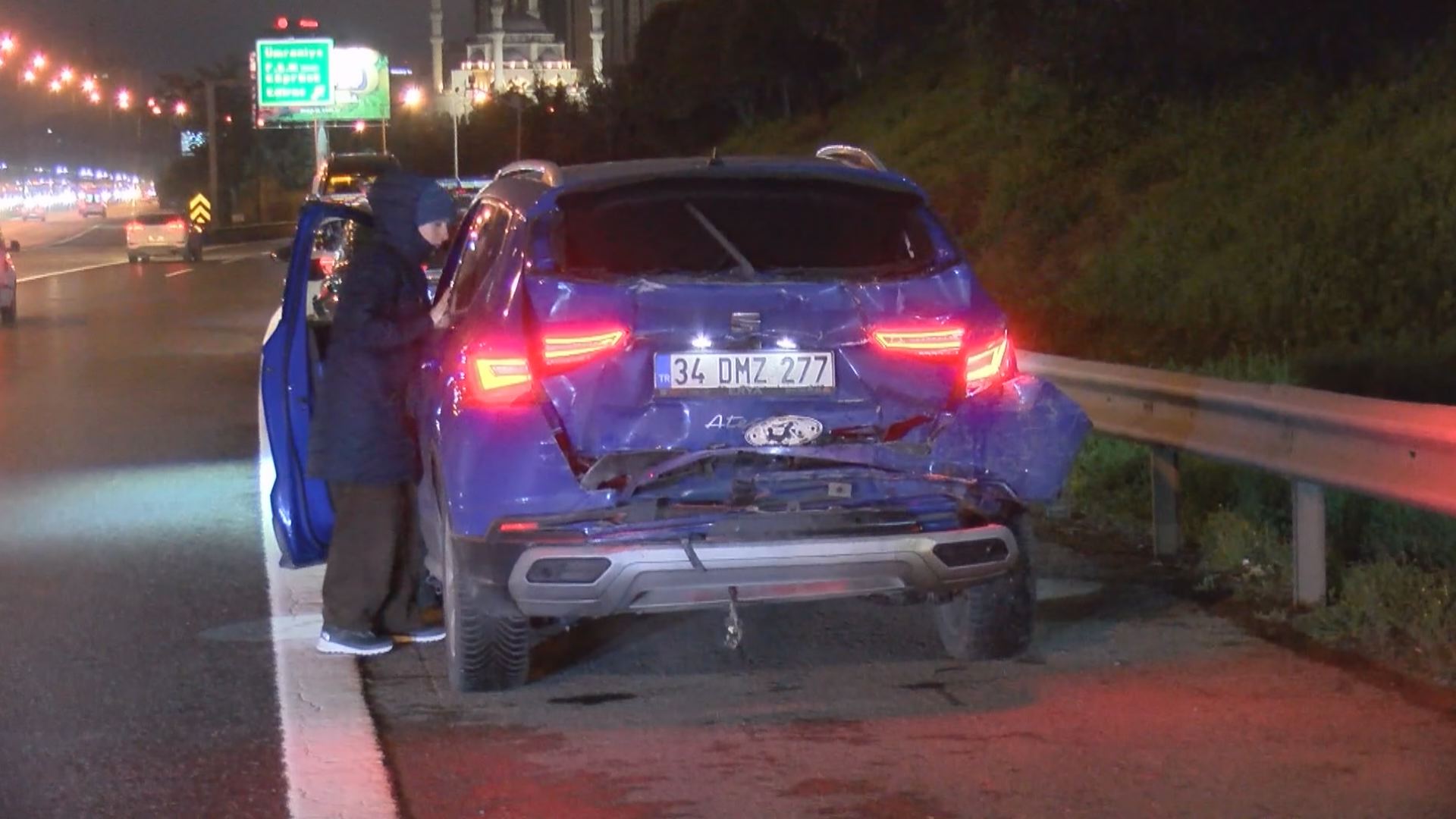 I S T A N B U L U M R A N I Y E D E 8 A R A C I N K A R I S T I G I 1159806 344395