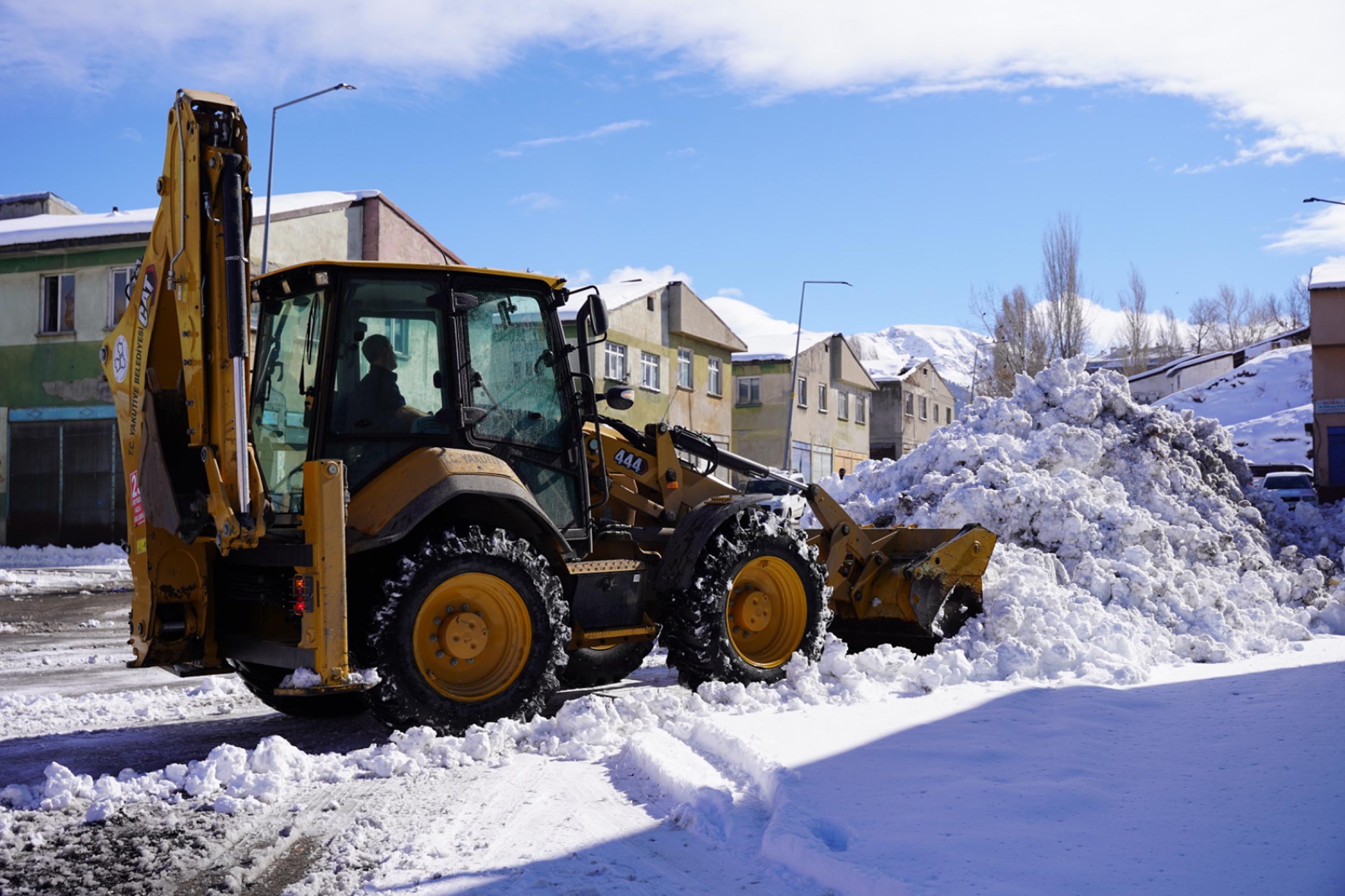 K A R K A L I N L I G I N I N 50 S A N T I M E T R E Y E U L A S T I G 1162126 345158