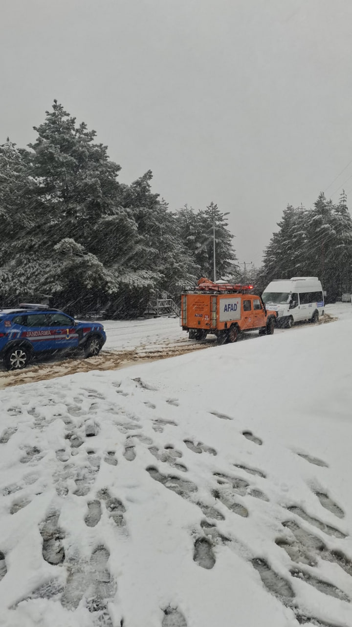 K O M S U S U N U 6 P A R C A Y A B O L U P D E R E Y A T A G I N A 1148458 341076