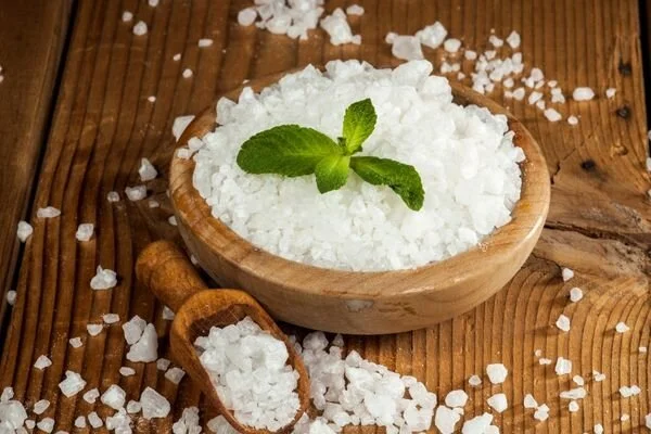 Kristal Tuz Nedir 6 Faydasi Ve Kullanimi