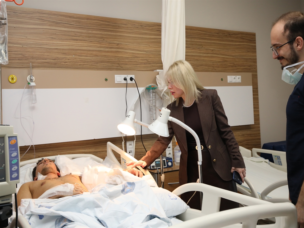 Kazada Kopan Uzuvlar İçin 10 Saatlik Ameliyat Yapıldı